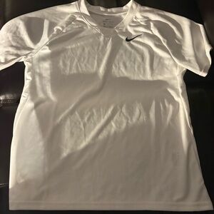 Nike Men's White Short Sleeve Tee
